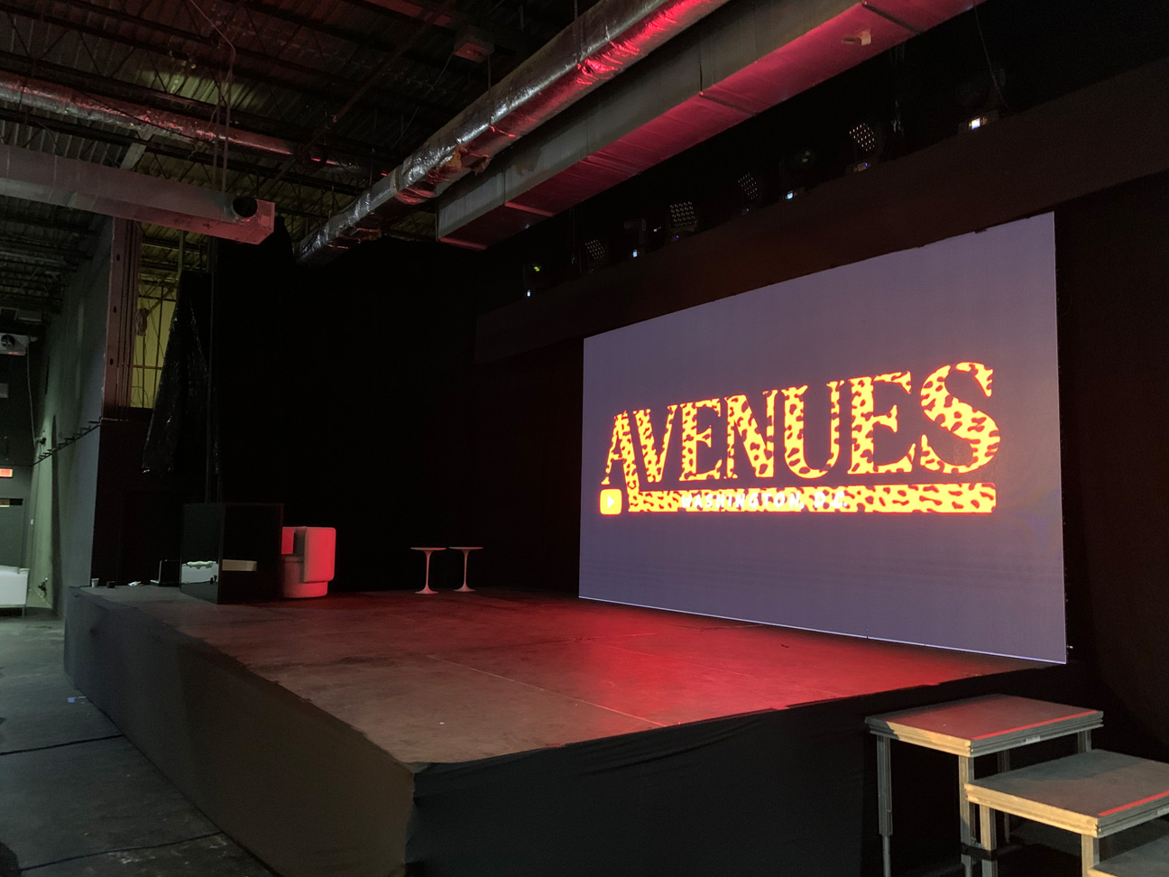 Avenues Stage & Lighting